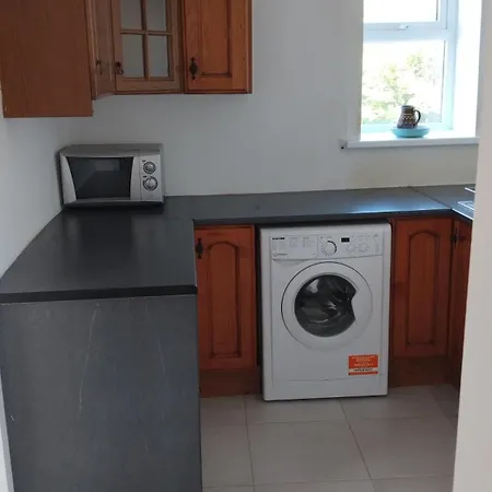 Hackettstown * Ardmore (Waterford)